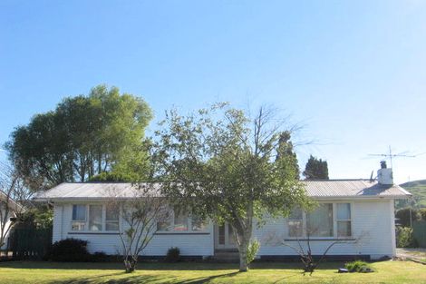 Photo of property in 12 Daphne Street, Outer Kaiti, Gisborne, 4010