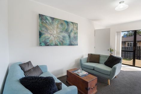 Photo of property in 2/160 Shirley Road, Papatoetoe, Auckland, 2025