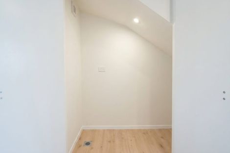 Photo of property in 9/48 Moire Road, Massey, Auckland, 0614