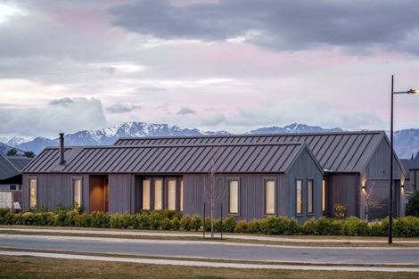 Photo of property in 64 Obelisk Street, Wanaka, 9305