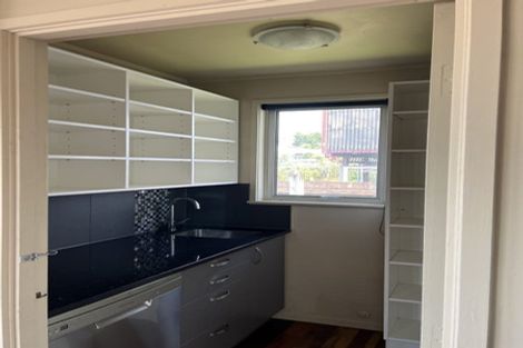 Photo of property in 41 Thornlow Street, Glendene, Auckland, 0602