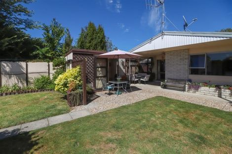 Photo of property in 28 Fuchsia Avenue, Pukete, Hamilton, 3200