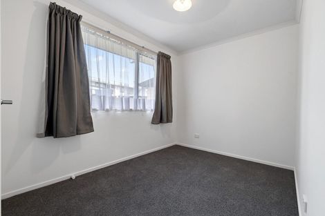 Photo of property in 2/57 Redcrest Avenue, Red Hill, Papakura, 2110