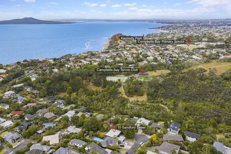 Photo of property in 10 Sandford Street, Campbells Bay, Auckland, 0630