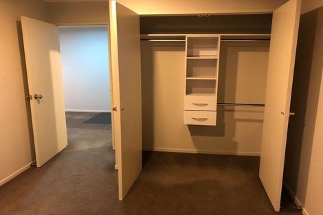 Photo of property in 44 Namsan Close, Fairview Heights, Auckland, 0632