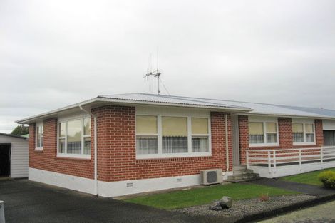 Photo of property in 5 Royal Place, Levin, 5510