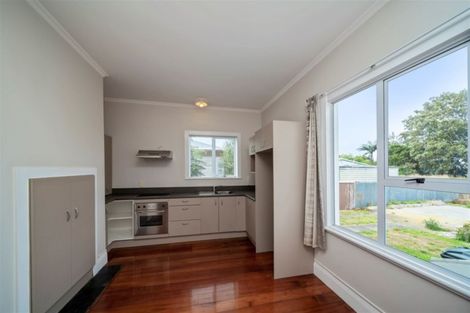 Photo of property in 227 Glover Road, Hawera, 4610