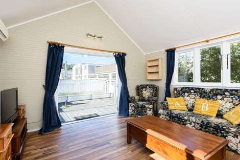 Photo of property in 48b Owen Street, Newtown, Wellington, 6021