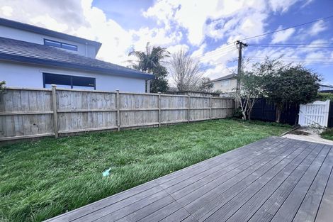 Photo of property in 8 Onepoto Road, Hauraki, Auckland, 0622