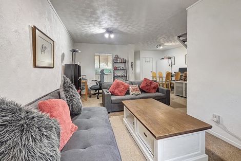 Photo of property in 7/3 Glen Road, Browns Bay, Auckland, 0630