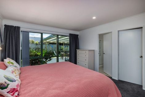 Photo of property in 11 Kilountain Place, Kerikeri, 0230