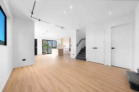 Photo of property in 6a Broadview Place, Howick, Auckland, 2014
