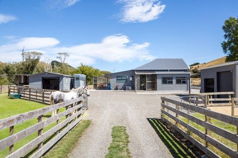 Photo of property in 10 Station Road, Mauriceville, Masterton, 5882