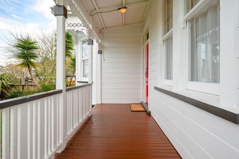 Photo of property in 6 Johnson Street, Dinsdale, Hamilton, 3204