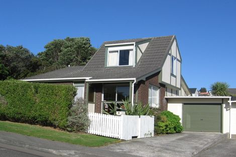 Photo of property in 4 Mallard Grove, Churton Park, Wellington, 6037