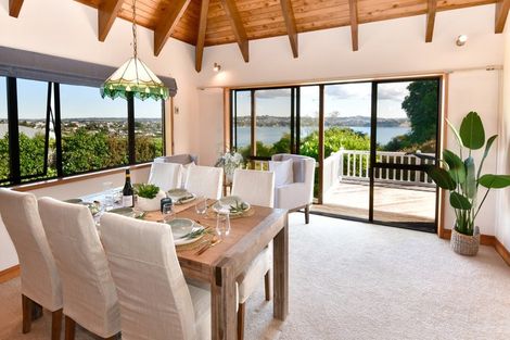 Photo of property in 1124 Whangaparaoa Road, Tindalls Beach, Whangaparaoa, 0930