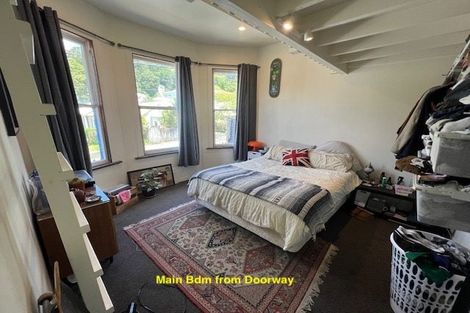 Photo of property in 124 Aro Street, Aro Valley, Wellington, 6021