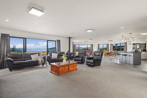 Photo of property in 4 Atkins Lane, Hamurana, Rotorua, 3097