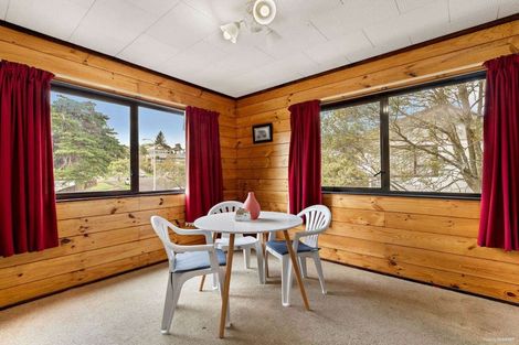 Photo of property in 5 Melia Grove, Goodwood Heights, Auckland, 2105