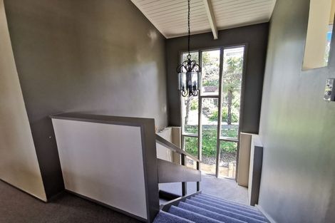 Photo of property in 9 Chevron Place, Castor Bay, Auckland, 0620