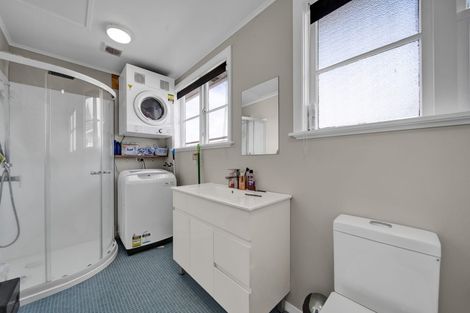 Photo of property in 10 Laurent Vc Street, Hawera, 4610