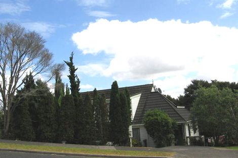 Photo of property in 4 Hale Crescent, Bayview, Auckland, 0629