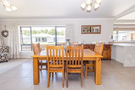 Photo of property in 16 Kauri Place, Pahiatua, 4910
