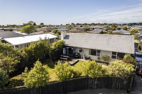 Photo of property in 25 Endeavour Street, North New Brighton, Christchurch, 8083