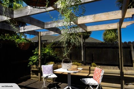 Photo of property in 23 Trossach Place, Wattle Downs, Auckland, 2103