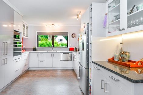 Photo of property in 52 James Cook Street, Havelock North, 4130