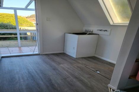 Photo of property in 21 Tarawera Road, Johnsonville, Wellington, 6037