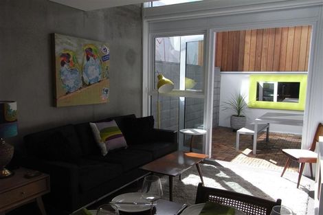 Photo of property in Canvas Apartments, 2/307 Willis Street, Te Aro, Wellington, 6011