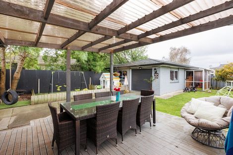 Photo of property in 10 Adams Place, Kelvin Grove, Palmerston North, 4414