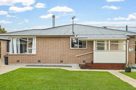Photo of property in 4 Vivian Street, Burwood, Christchurch, 8083