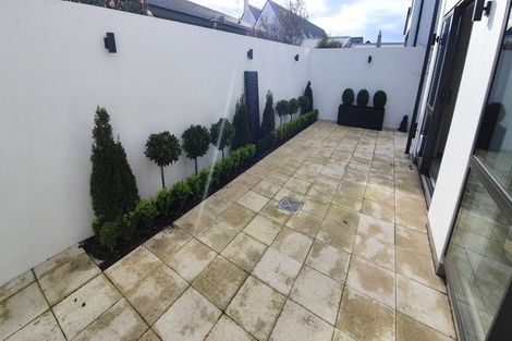 Photo of property in 20d Hewitts Road, Merivale, Christchurch, 8014