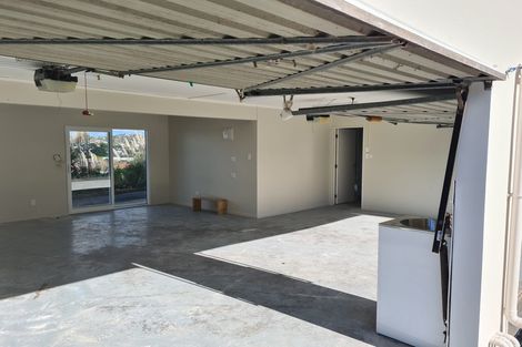 Photo of property in 1/29 Bayview Road, Browns Bay, Auckland, 0630