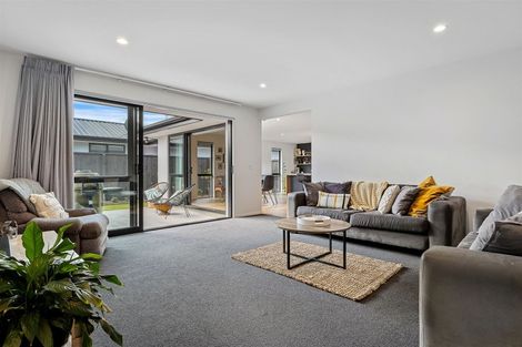 Photo of property in 53 Westpark Boulevard, Rangiora, 7400