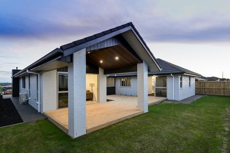 Photo of property in 5 Kapua Crescent, Rototuna North, Hamilton, 3210