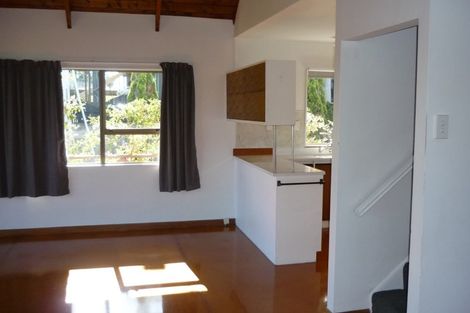 Photo of property in 22 Tindalls Bay Road, Tindalls Beach, Whangaparaoa, 0930