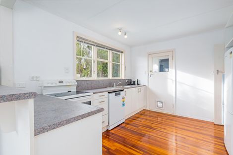 Photo of property in 14 Marsden Place, Awapuni, Palmerston North, 4412