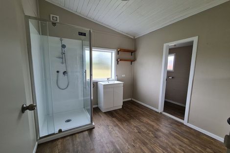 Photo of property in Dwg & Ex Dairy Factory, 25 Old Normanby Road, Okaiawa, Hawera, 4678