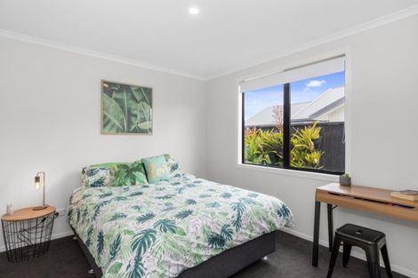 Photo of property in 10 Rotomanu Place, Pyes Pa, Tauranga, 3112