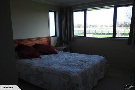 Photo of property in 339 Stoney Creek Road, Kelvin Grove, Palmerston North, 4470