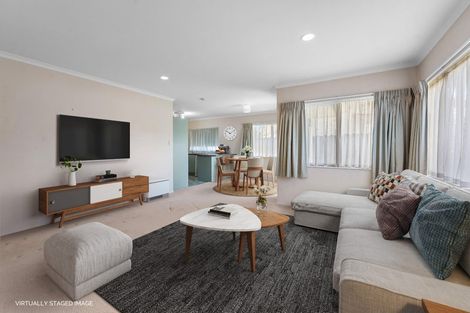 Photo of property in 19 Emmerdale Avenue, Papakura, 2110