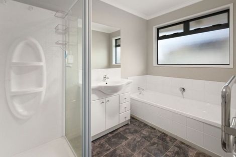 Photo of property in 14 Hoggard Place, Katikati, 3129