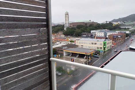 Photo of property in The Peak Apartments, 1001/170 Taranaki Street, Te Aro, Wellington, 6011
