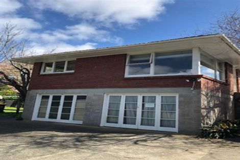 Photo of property in 1/23 Evelyn Place, Hillcrest, Auckland, 0627