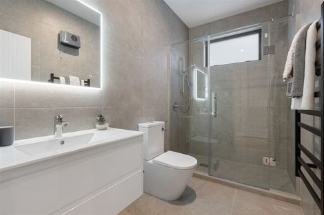 Photo of property in 28 Longshore Drive, Long Bay, Auckland, 0630