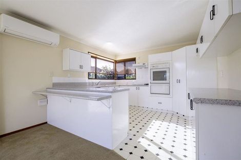 Photo of property in 10 Corfe Street, Ilam, Christchurch, 8041