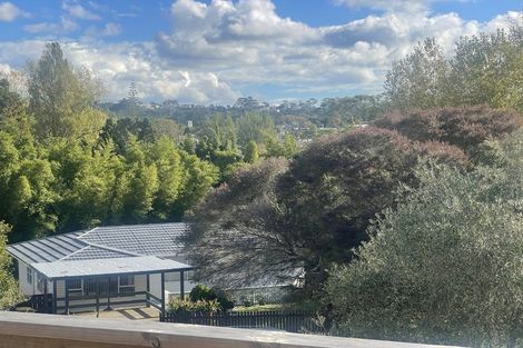 Photo of property in 17 Kelkirk Street, Kelston, Auckland, 0602